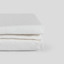Load image into Gallery viewer, Snow White Fitted Sheet Set