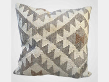 Load image into Gallery viewer, Grayscale Heritage Kilim